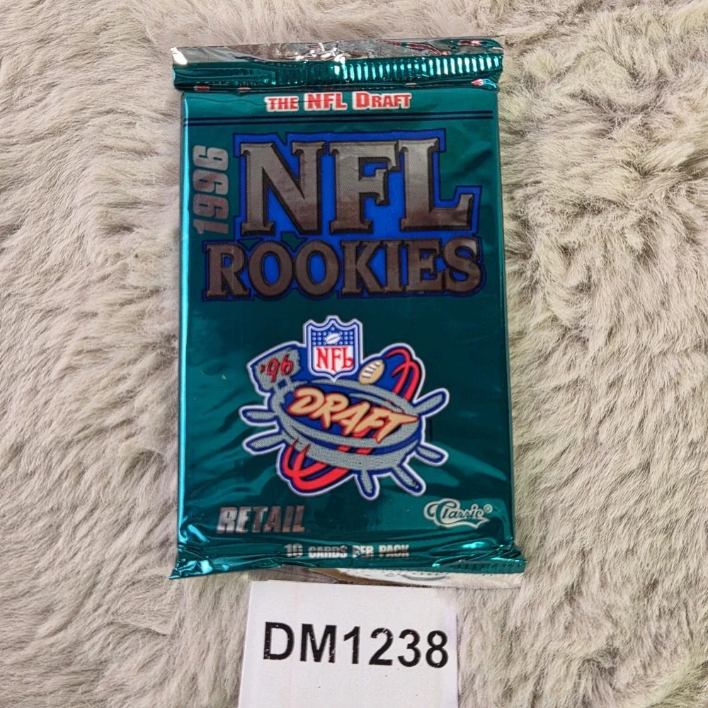 5 Pack Lot 1996 Classic NFL Rookies Football Cards Sealed Retail Packs 76200